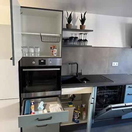 Appartement Luxus - 1 Direkt Im Zentrum, 200m Vom Schloss Und Marktplatz - 24h Check-in - Terrasse - Klima - Wlan - Waschmaschine Ludwigsbourg