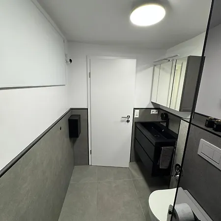 Luxus - 1 Direkt Im Zentrum, 200m Vom Schloss Und Marktplatz - 24h Check-in - Terrasse - Klima - Wlan - Waschmaschine Appartement