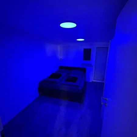 Luxus - 1 Direkt Im Zentrum, 200m Vom Schloss Und Marktplatz - 24h Check-in - Terrasse - Klima - Wlan - Waschmaschine *