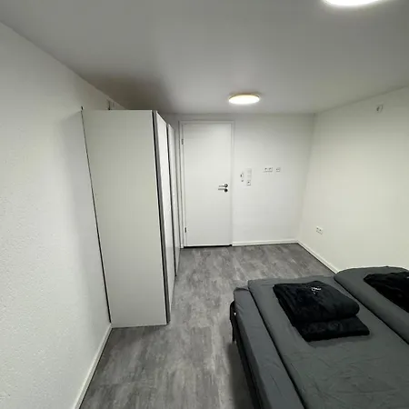 Luxus-apartment Im Herzen Von - - Wlan - Klima - 24h Check-in - Waschmaschine - Terrasse - 200m Vom Schloss Und Vom Ludwigsburger Marktplatz - - *