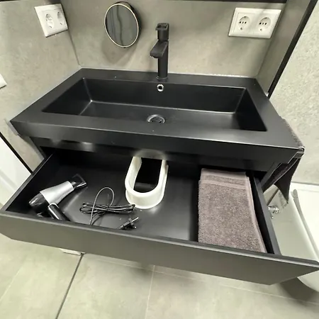 Apartamento Luxus-apartment Im Herzen Von - - Wlan - Klima - 24h Check-in - Waschmaschine - Terrasse - 200m Vom Schloss Und Vom Ludwigsburger Marktplatz - - Ludwigsburg